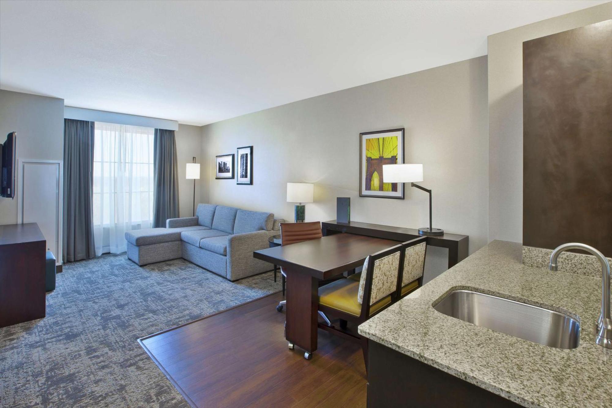 Embassy Suites Columbus - Airport Екстер'єр фото
