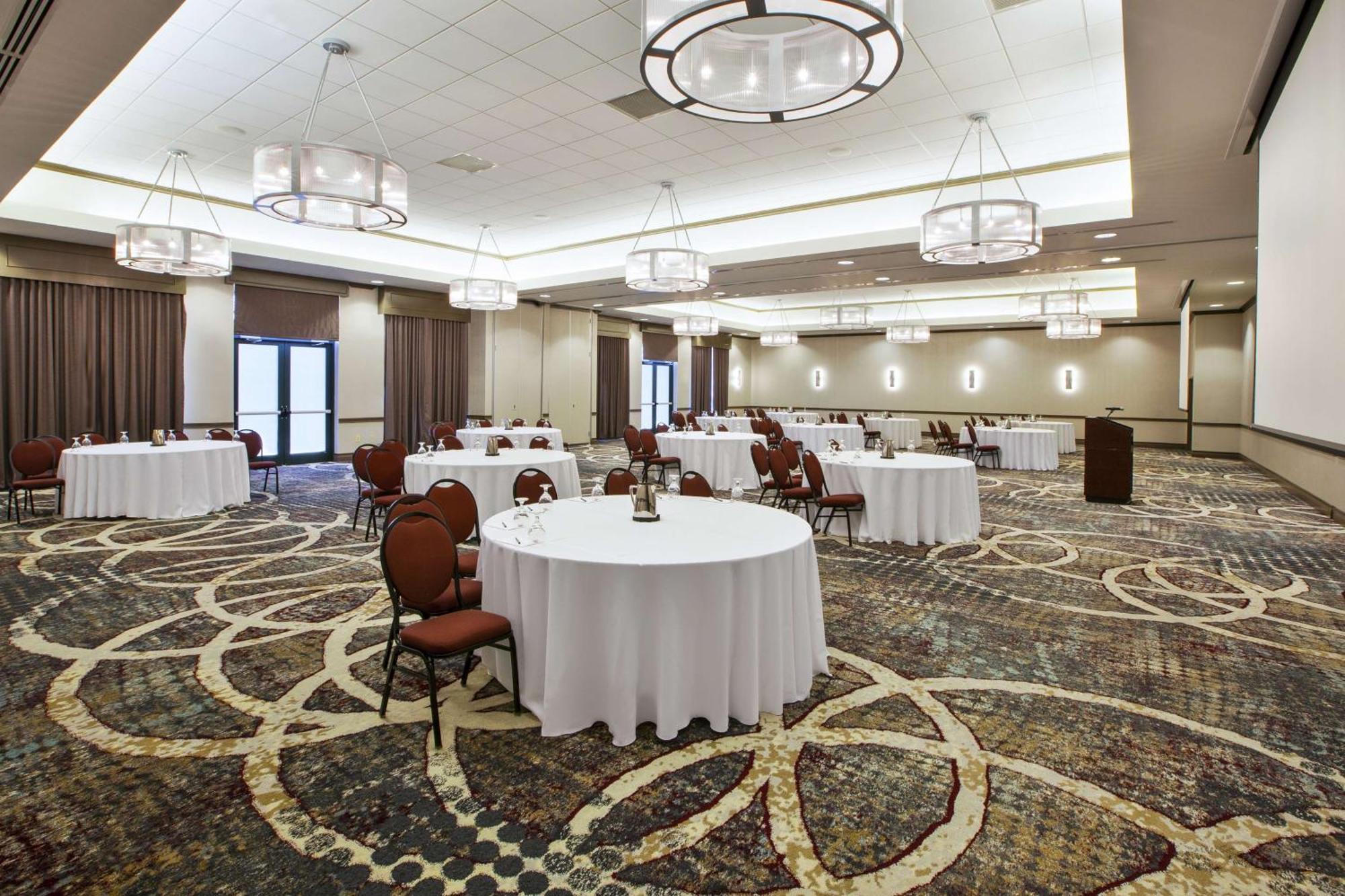 Embassy Suites Columbus - Airport Екстер'єр фото