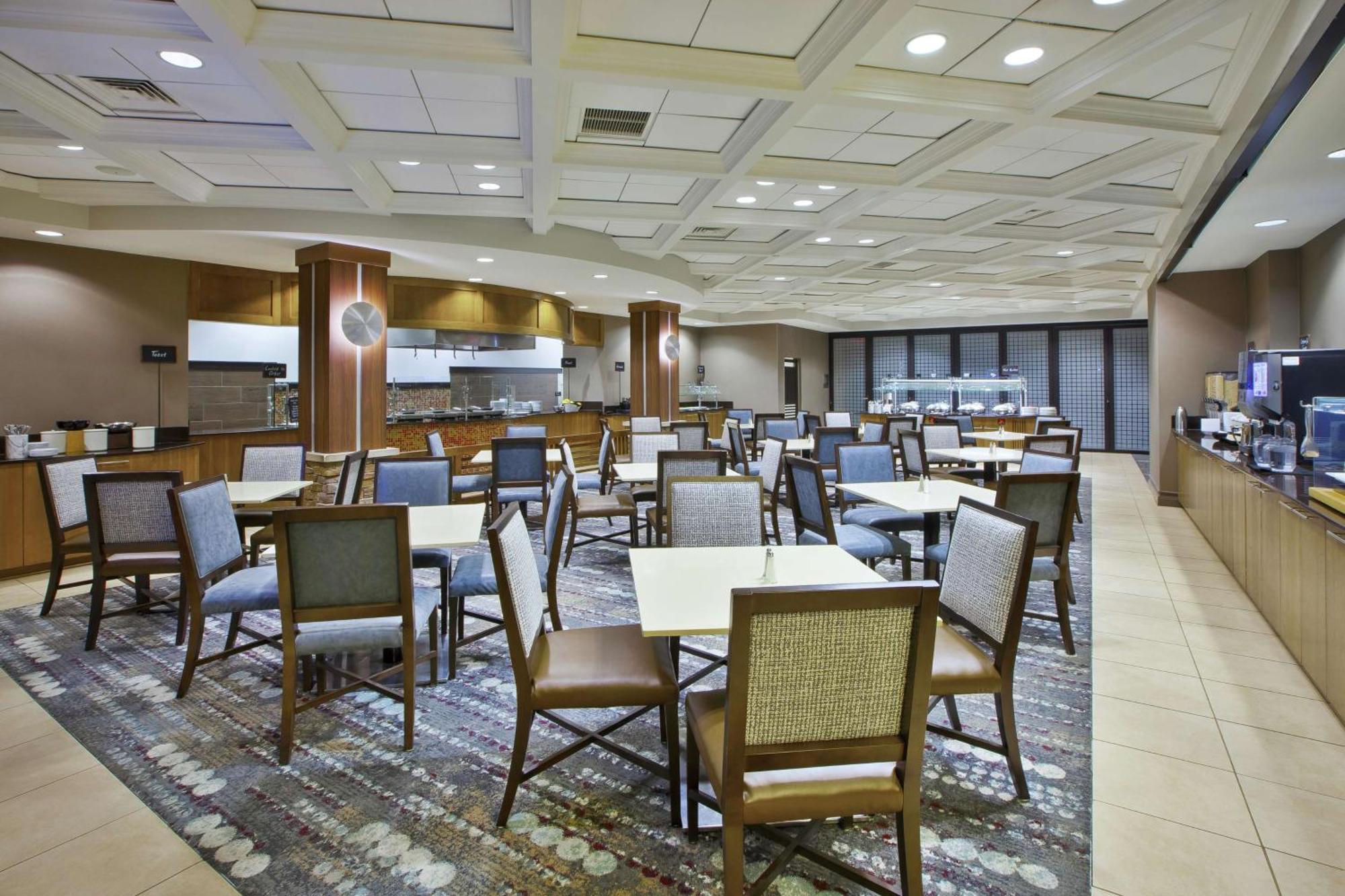 Embassy Suites Columbus - Airport Екстер'єр фото